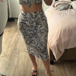 Fashion Nova Black and Cream Snake Print Pencil Skirt set